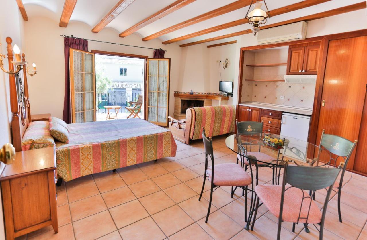 Hotel Rural Serrella Castell de Castells Kültér fotó